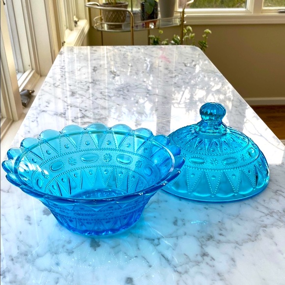 Kemper Wheaton • Blue Glass Lidded Bowl • Depression Glass - Picture 4 of 5